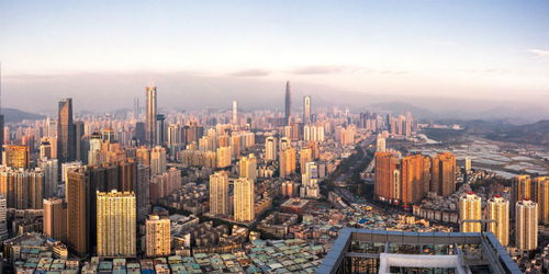 深圳前三季度房地產開發(fā)投資下降17.8% 市場調整與未來發(fā)展展望